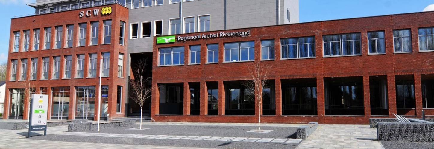 voorkant gebouw Regionaal Archief Rivierenland in Tiel