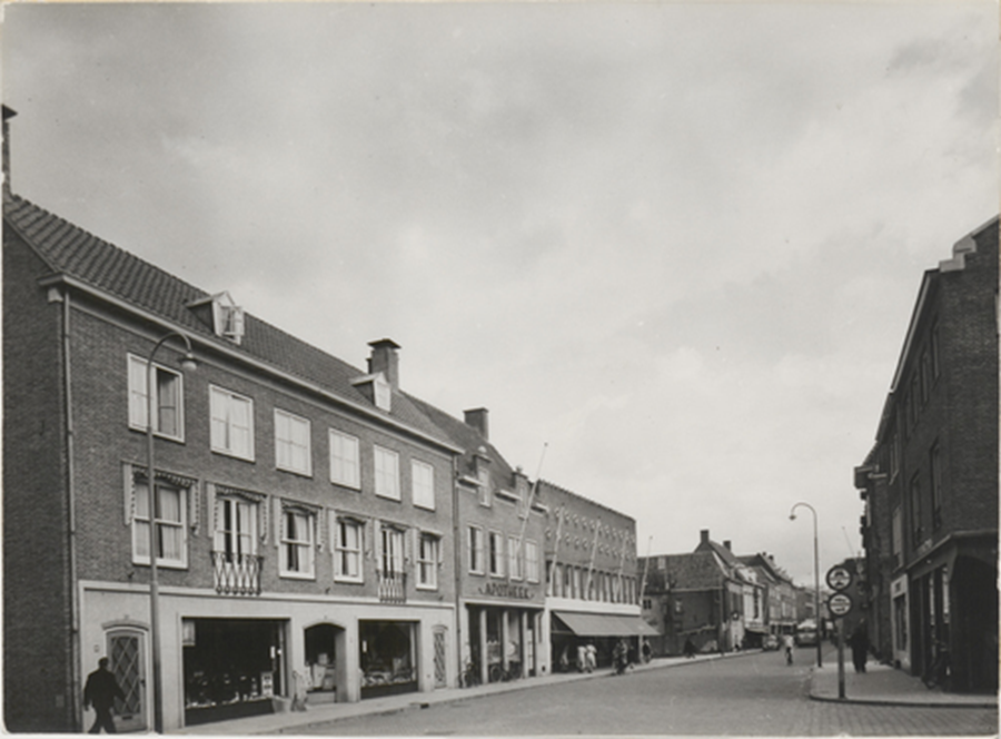 foto waterstraat tiel jaren 50